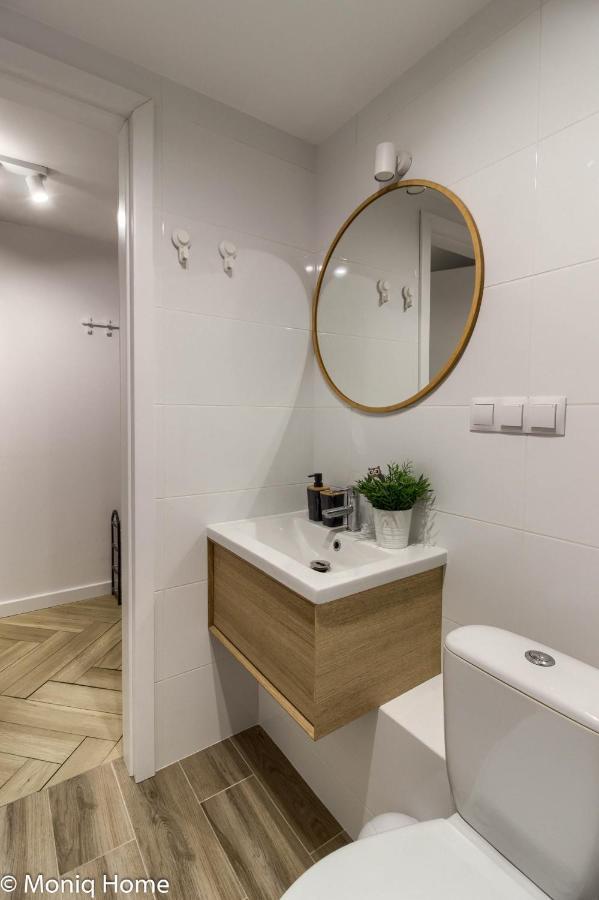 M&R Apartament Smart&Bright Batorego 16, Netflix, Free Wifi, Metro I Park Pole Mokotowskie, Stodola, Self Check-In, 5 Minut Od Centrum Warsawa Bagian luar foto