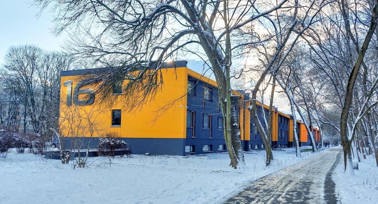 M&R Apartament Smart&Bright Batorego 16, Netflix, Free Wifi, Metro I Park Pole Mokotowskie, Stodola, Self Check-In, 5 Minut Od Centrum Warsawa Bagian luar foto